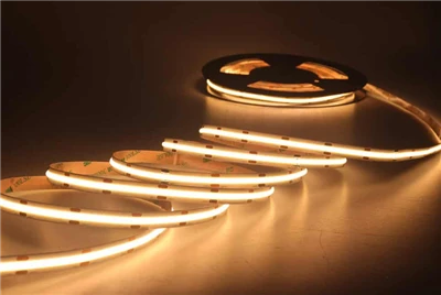 Il·lumina el teu reflex amb la tira de mirall LED de gamma alta